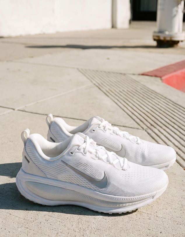 Nike - Vomero 18 - Women's