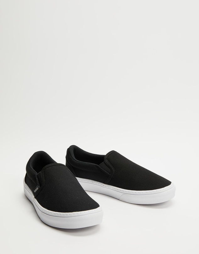 Holster - Mavericks Slip-On Sneakers - Black - Unisex