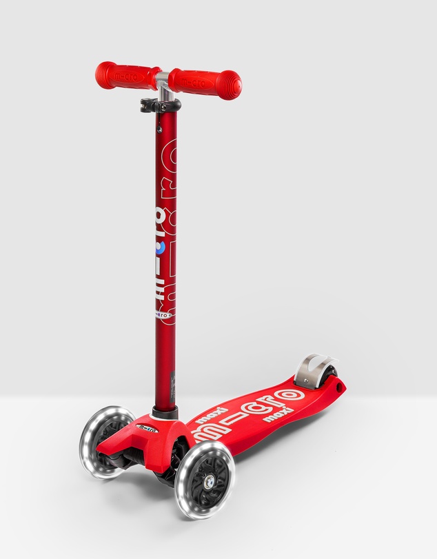Micro Scooters - Micro Maxi Deluxe LED - 3 Wheel Scooter