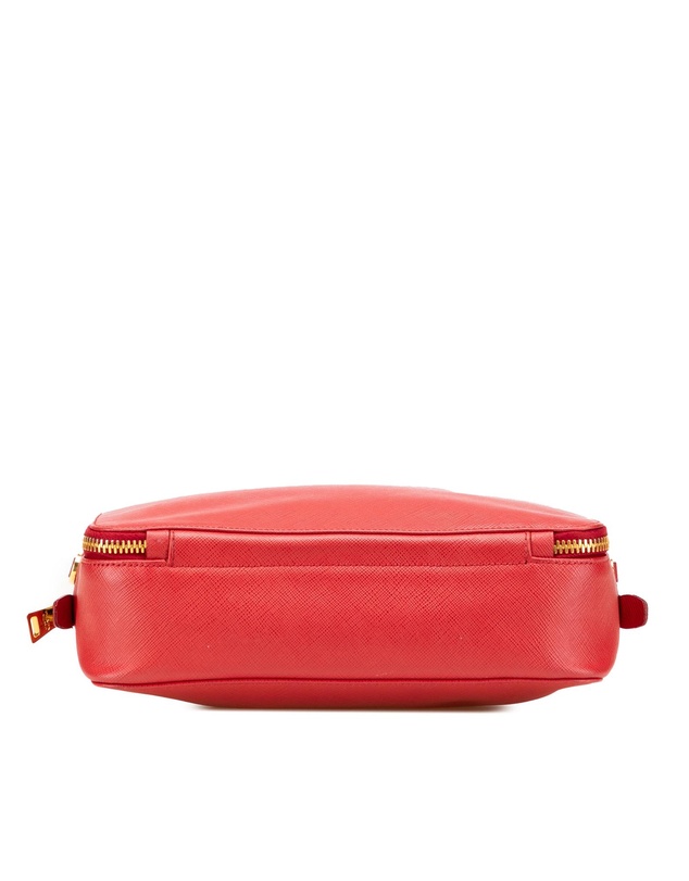 Pre-Loved by Azura Reborn - Pre-Loved prada Saffiano Leather Crossbody Bag with Adjustable Strap and Zip Closure