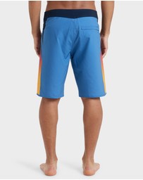 Quiksilver - Mens Surfsilk Holmes 20