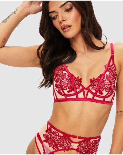 Ann Summers - Enticement Non Pad Plunge Bra