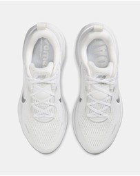 Nike - Vomero 18 - Women's