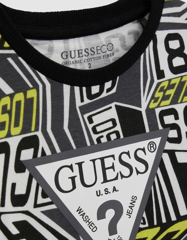GUESS - Graphic T-Shirt
