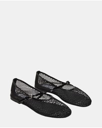 Steve Madden - Mags Black Flats