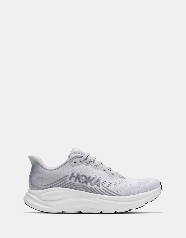 HOKA - Clifton 11 - Women's