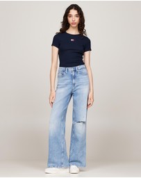 Tommy Jeans - Badge Ribbed Slim T-Shirt