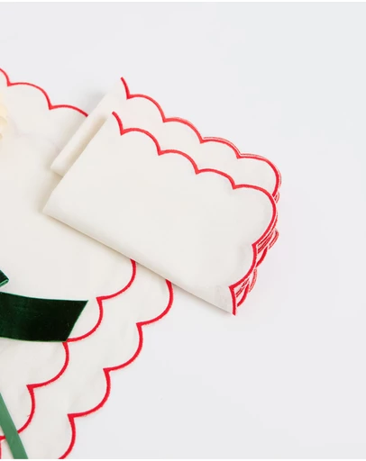 Tablescaped - A touch of red - Set of 4 Napkins