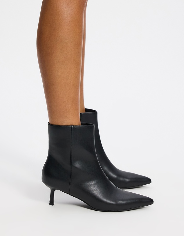 Dazie - Beth Ankle Boots