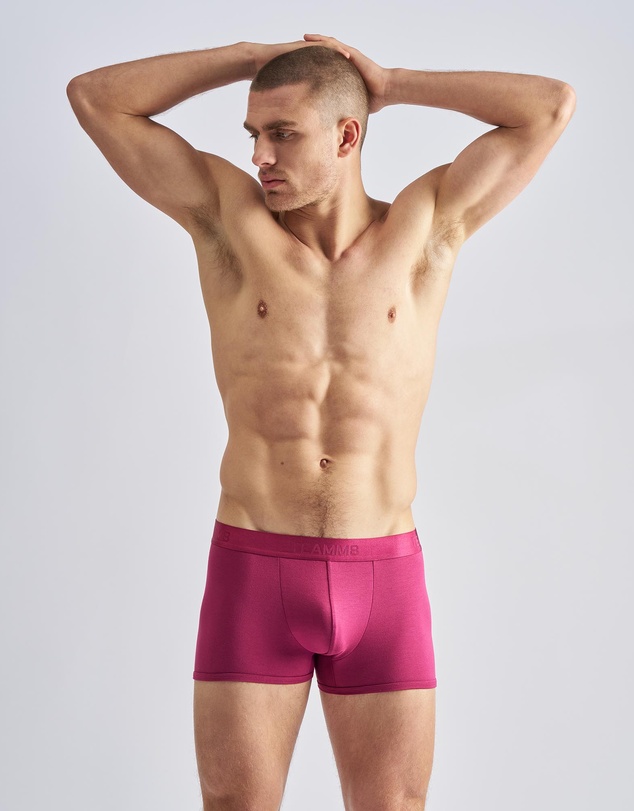 TEAMM8 - Reign Trunk
