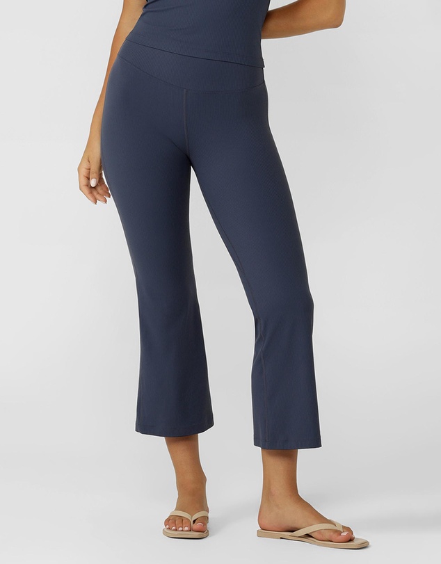 Lorna Jane - Irresistible Luxe Active Rib Cropped Yoga Pants