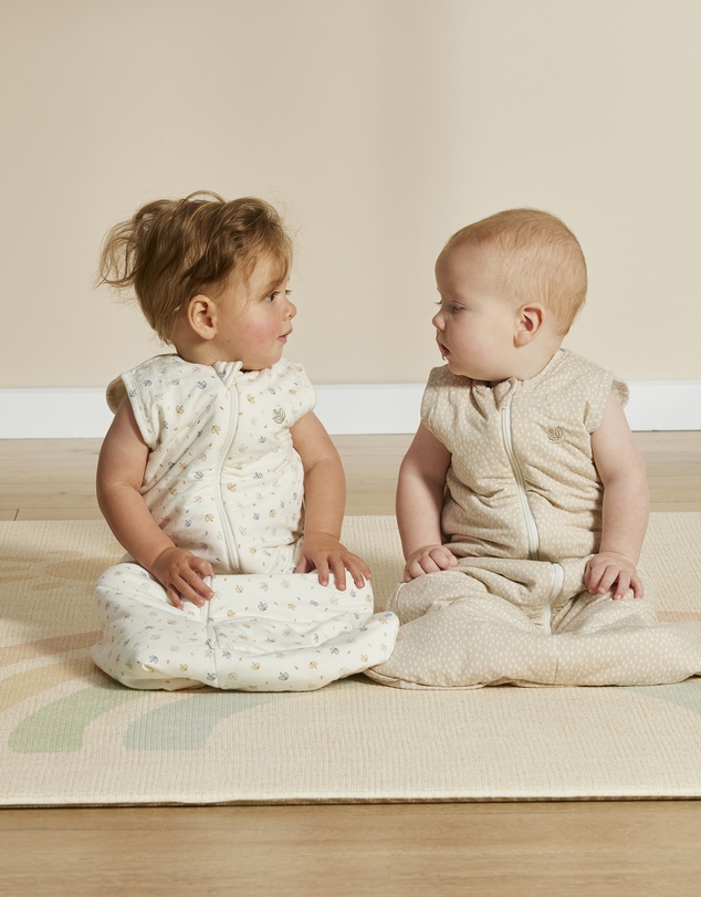 Grow Kindly - Sleeping Bag in Oat Little Pod - 3.5 TOG