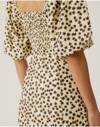 Tussah - Sabine Ditsy Floral Midi Dress