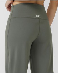 Lorna Jane - All Day Active Midrise Pants