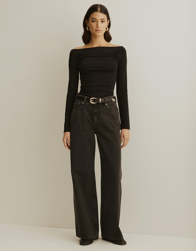Atmos&Here - Gathered Off Shoulder Top