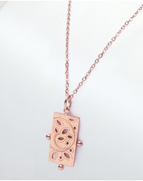 Pastiche - Leda Necklace