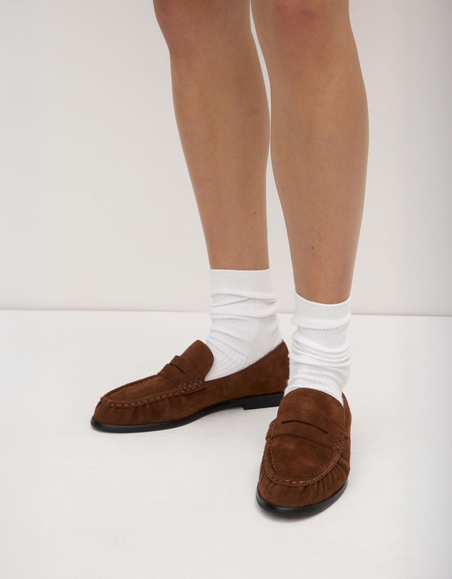 Assembly Label - Amaro Avenue Suede Loafers