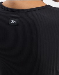 Reebok - ID Train Rib Shrug