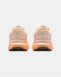 Nike - Structure 26 - Women's