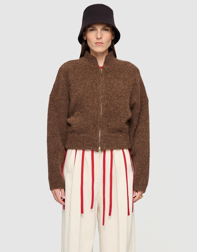 Clea - Archer Fluffy Bomber