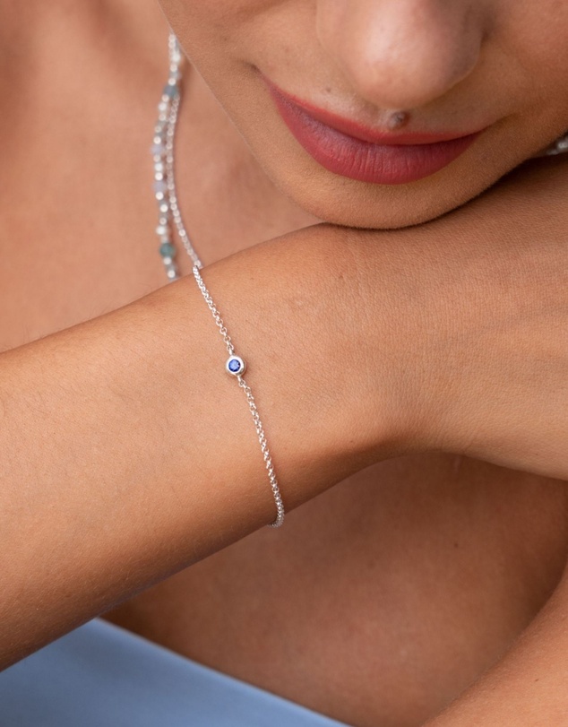 Dower & Hall - Women's Single Blue Sapphire Dewdrop Chain Bracelet In Sterling Silver