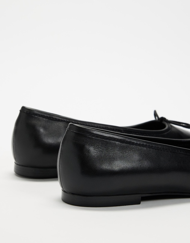 AERE - Classic Leather Ballet Pumps - Women's