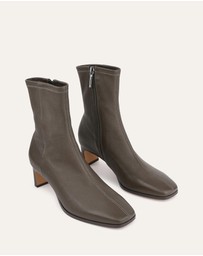 Jo Mercer - Quince Mid Ankle Boots