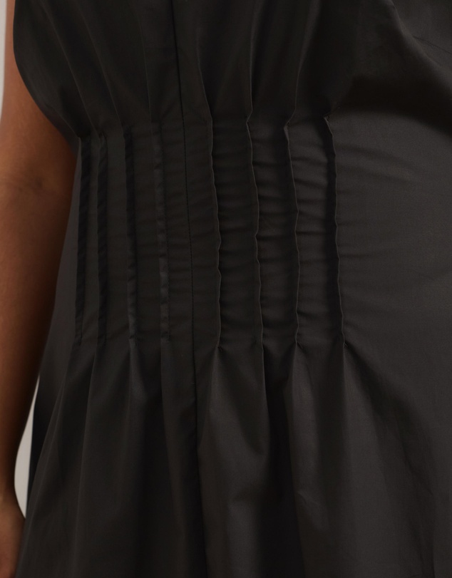 Atmos&Here Curvy - Lara Pintuck Midi Dress