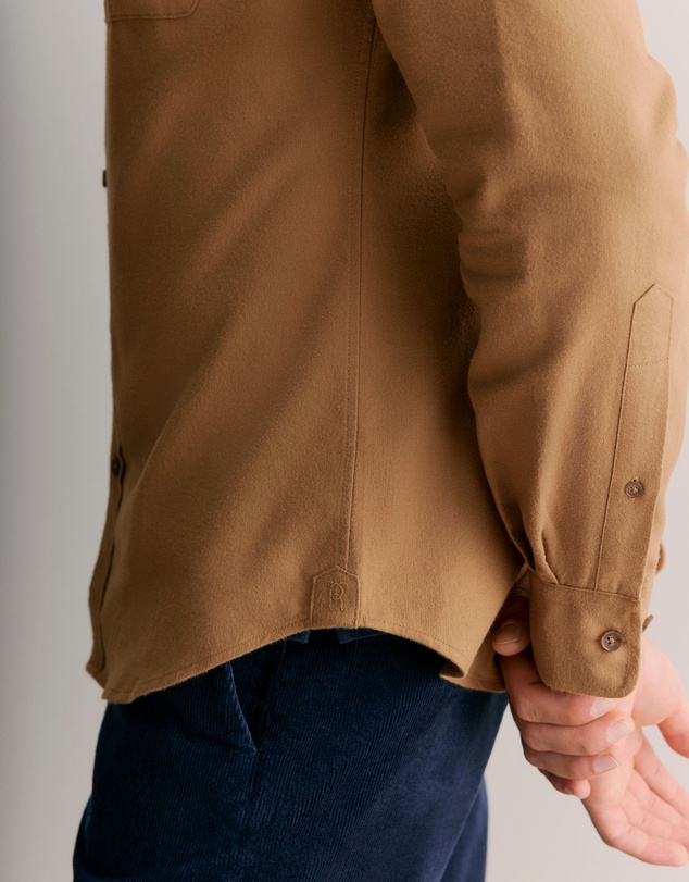 Trenery - Regular Fit Cotton Herringbone Shirt in Camel
