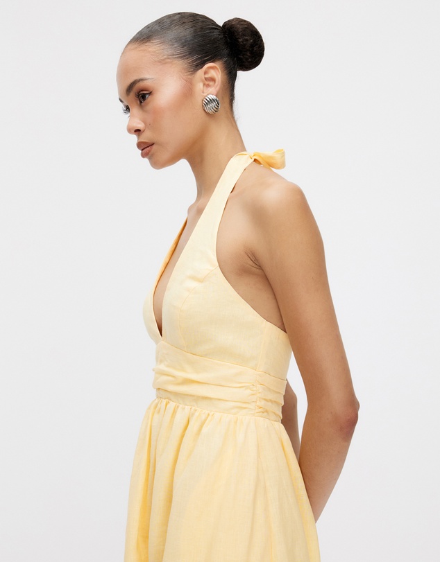 Minima Esenciales - Thalia Halter Midi Dress