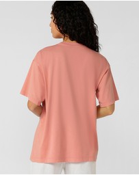 Lorna Jane - Vacation Washed Boyfriend T-Shirt