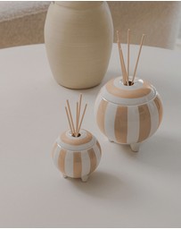 Moss St Fragrances - Patchouli, Pear & Oud Ceramic Diffuser 350ml