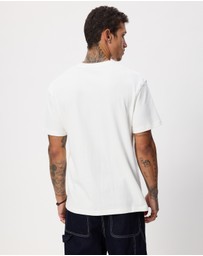 Deus Ex Machina - Pill Logo Tee