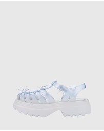 Melissa - Melissa Possession Platform + Susan Fang