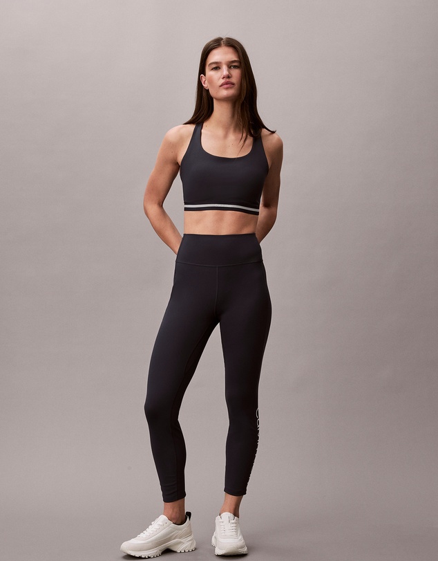 Calvin Klein - Quick-Dry Medium-Impact Sports Bra