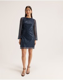 Review - Venetian Long Sleeve Dress