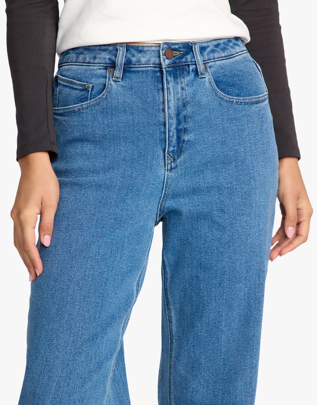 Volcom - Womens Stoned Boyfriend Hirise Denim Jeans