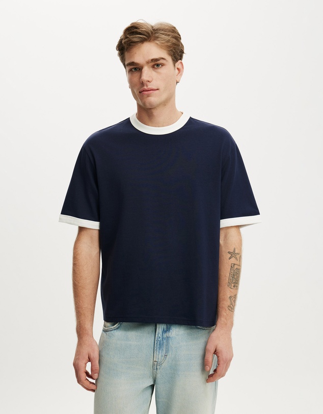 Cotton On - Cropped Fit T-Shirt