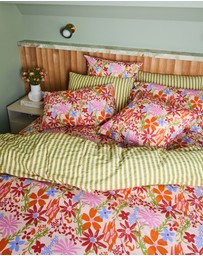 Mosey Me - Winter Garden Quilt Cover