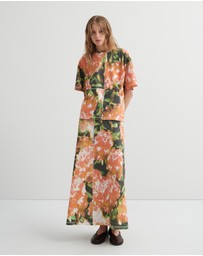 Kowtow - Montage Tee