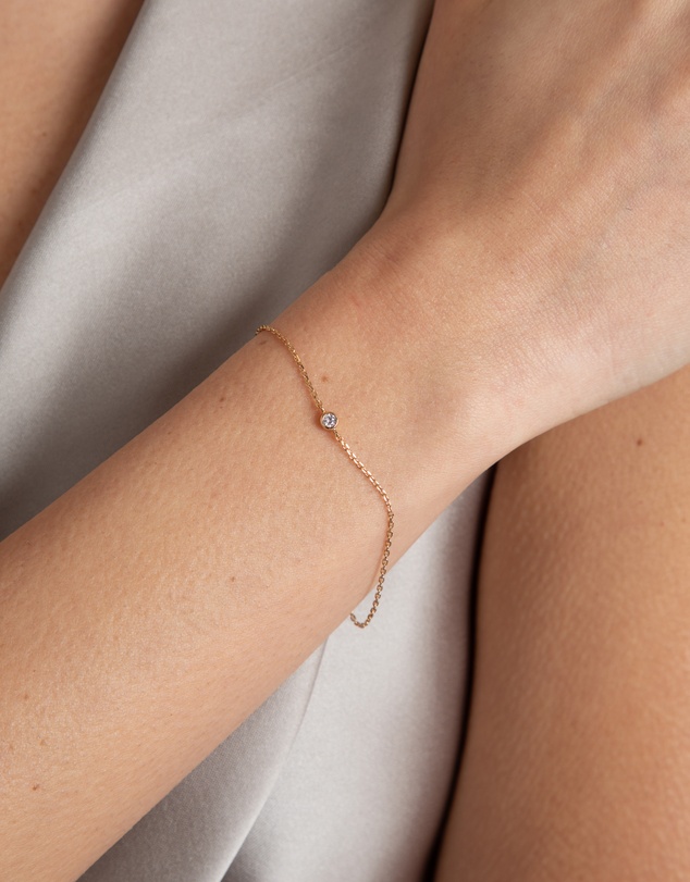 Astrid & Miyu - Essential Crystal 18ct Gold Plated Charm Bracelet
