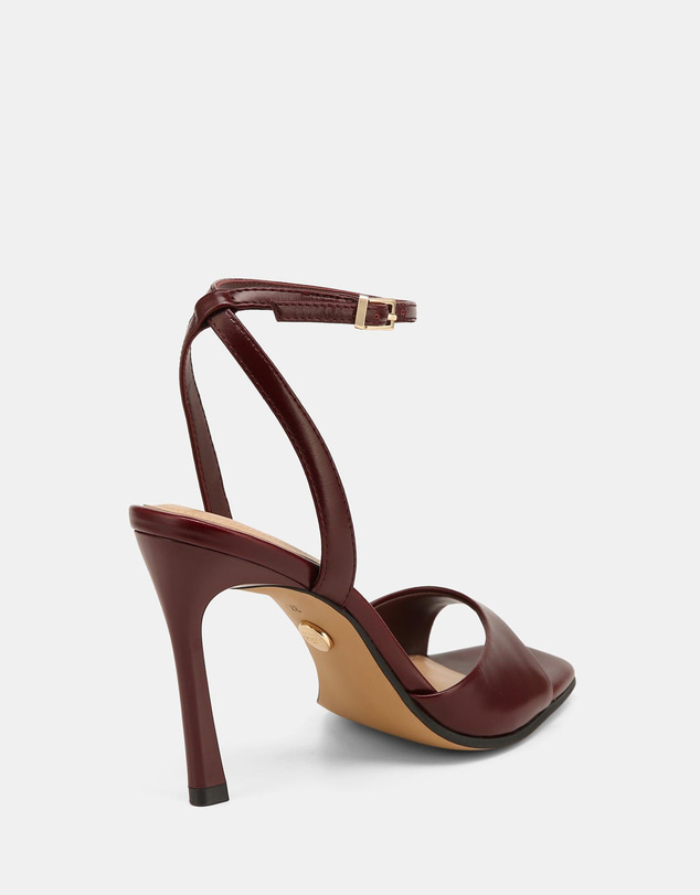 Wittner - Xandy High Sandals Berry Leather