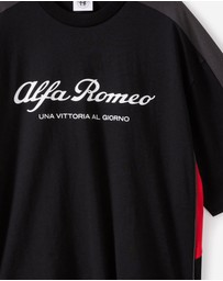 Cotton On - Cropped Fit Alfa Romeo T-Shirt