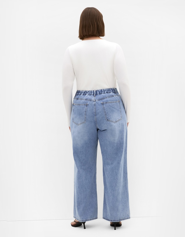City Chic - Plus size Harley Fit Talia Wide Leg Jean - light wash