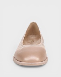 Vionic - Caroll 2.0 Ballet Flat - Rugby Tan