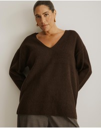 Atmos&Here Curvy - Teo V Neck Knit Jumper