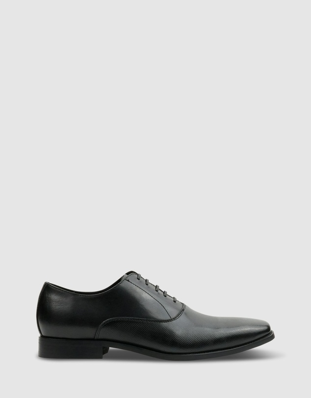 Tarocash - Yale Textured Dress Shoe