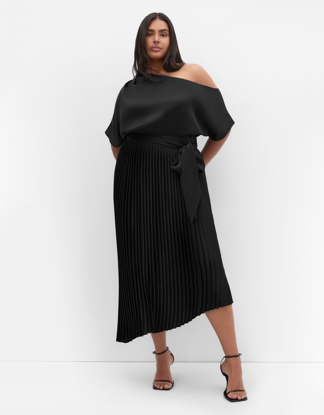 City Chic - Payton Pleat Midi Dress