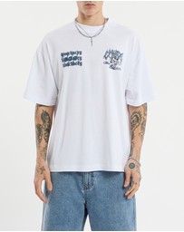 Kiss Chacey - Clusters Street Tee