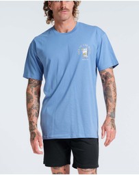 Vacancy Co - Life on the Rocks Tee